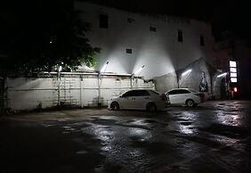 The Boss Grand Tower Hotel