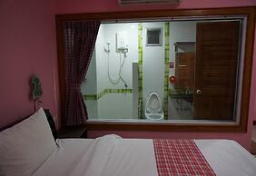 The Boss Grand Tower Hotel