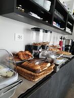 B&B Sorahnia Design House