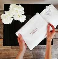 B&B Sorahnia Design House