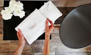 B&B Sorahnia Design House