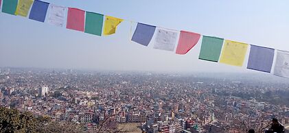 Everest Home Stay Apartment