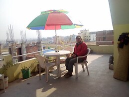 Everest Home Stay Apartment