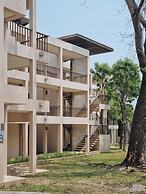 Palm Crescent Huahin Resort