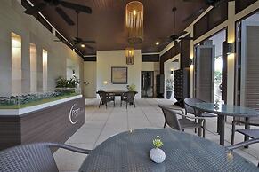 Palm Crescent Huahin Resort