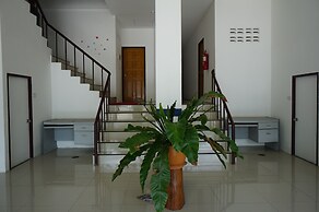 Phuthara Hostel
