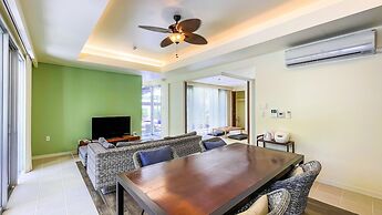 Ahman Suite Villa Sumuide