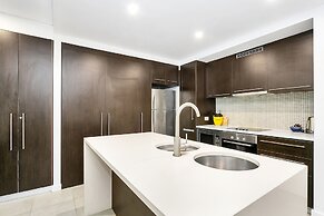 Seascape Holidays at Seascape Temple