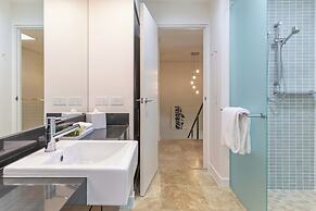 Seascape Holidays at Seascape Temple