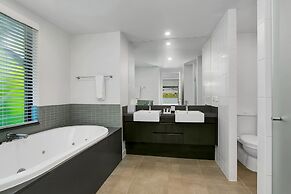 Seascape Holidays at Seascape Temple