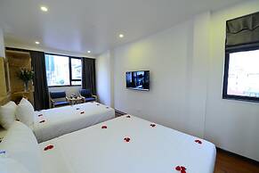 Blue Hanoi Inn Luxury Hotel