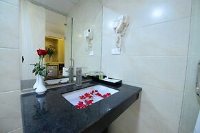 Blue Hanoi Inn Luxury Hotel