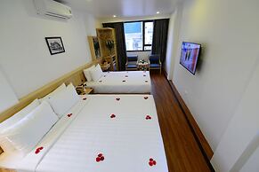 Blue Hanoi Inn Luxury Hotel