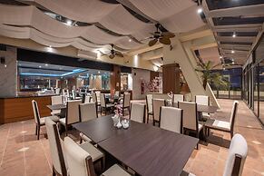 Red River View Hotel