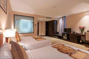 Red River View Hotel