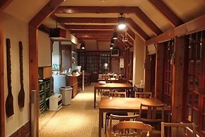 Hakuba Cortina Backpackers - Hostel