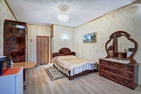 Gostinica Petrogradskaya