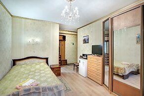 Gostinica Petrogradskaya