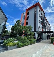 Bangkok Boutique Resort Rangsit