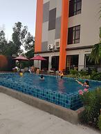 Bangkok Boutique Resort Rangsit