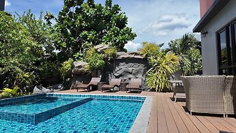 Bangkok Boutique Resort Rangsit