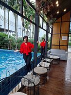 Bangkok Boutique Resort Rangsit