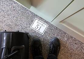 Bed and Boarding - Hostel