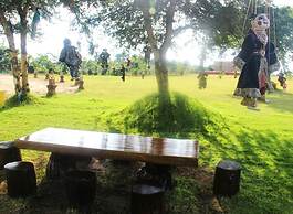 Royal Emerald River View Resort