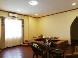 Royal Emerald River View Resort