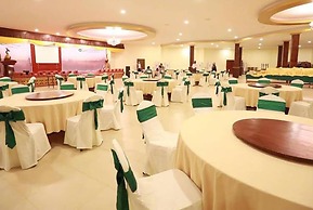 Royal Emerald River View Resort