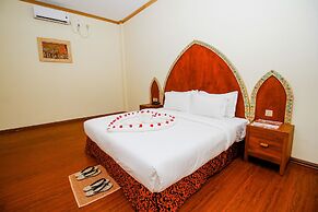 Royal Emerald River View Resort