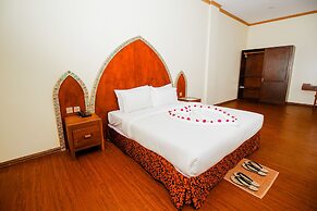 Royal Emerald River View Resort