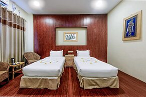 Royal Emerald River View Resort