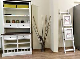 Baratero Red House Apartment