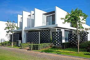 Oceanami Villas & Beach Club - Managed by Oceanami Group