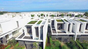 Oceanami Villas & Beach Club - Managed by Oceanami Group