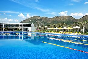 Oceanami Villas & Beach Club - Managed by Oceanami Group