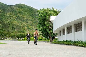 Oceanami Villas & Beach Club - Managed by Oceanami Group