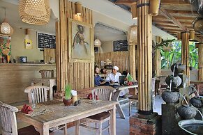 Madani Antique Villas