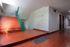 OYO 410 Diamond Boutique Hostel