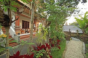 Omah D'Taman Hotel by EPS