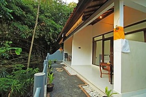 Omah D'Taman Hotel by EPS