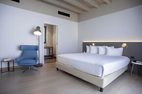 Savona 18 Suites