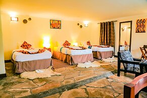 Da Vinci Gorilla Lodge