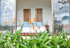 Golden Pineapple Villas