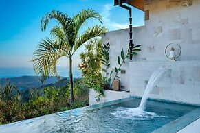 Golden Pineapple Villas