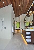 Golden Pineapple Villas