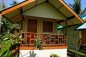 Green Cottage Beach Resort