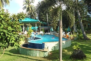 Green Cottage Beach Resort