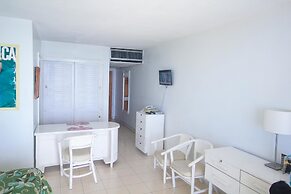 Montego Bay Club Beach Resort